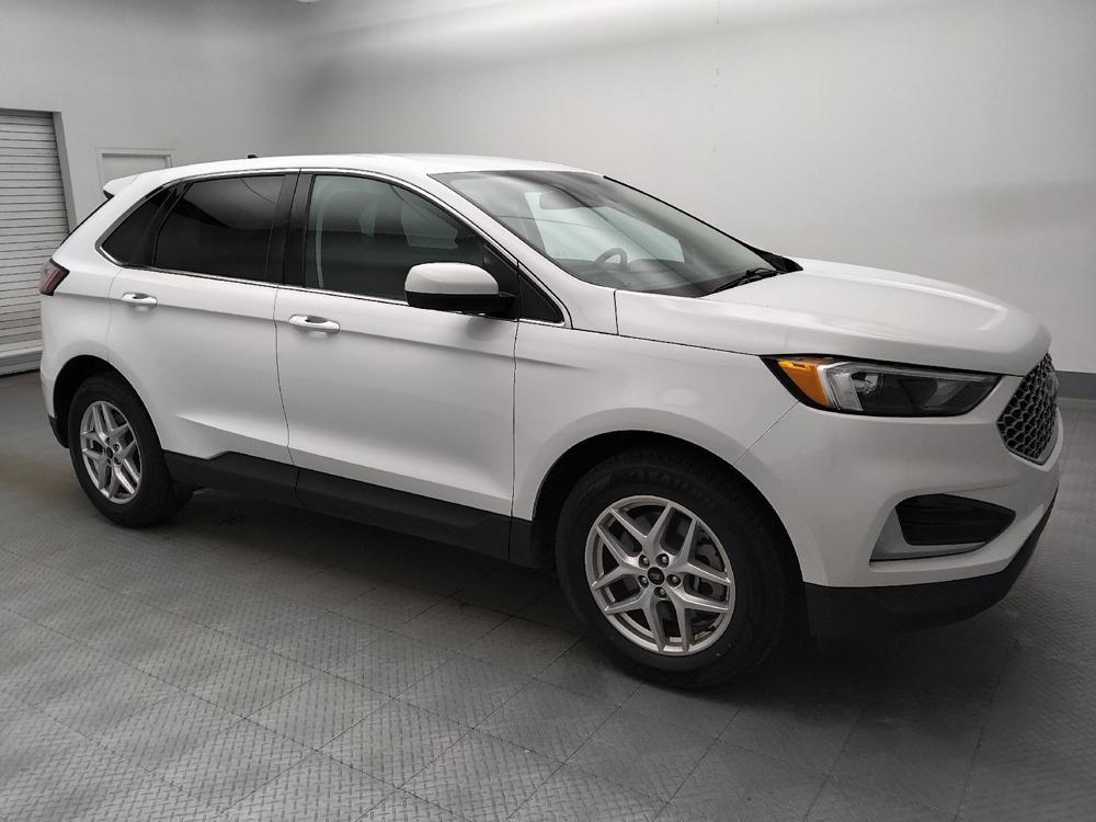 used 2024 Ford Edge car, priced at $26,895