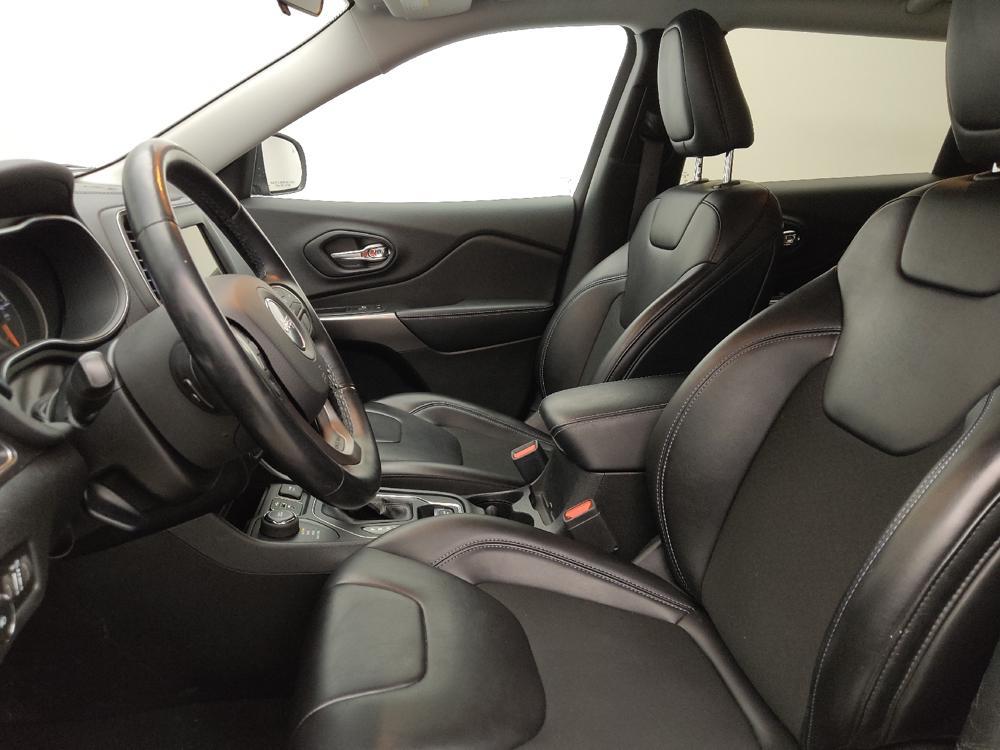 used 2020 Jeep Cherokee car, priced at $21,895