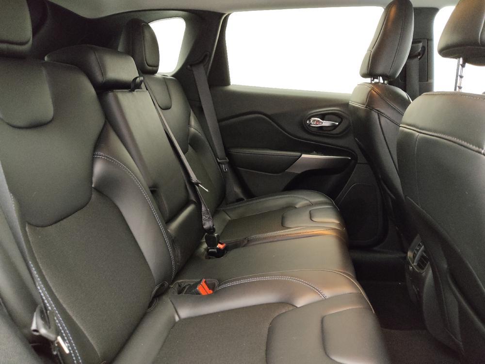 used 2020 Jeep Cherokee car, priced at $21,895