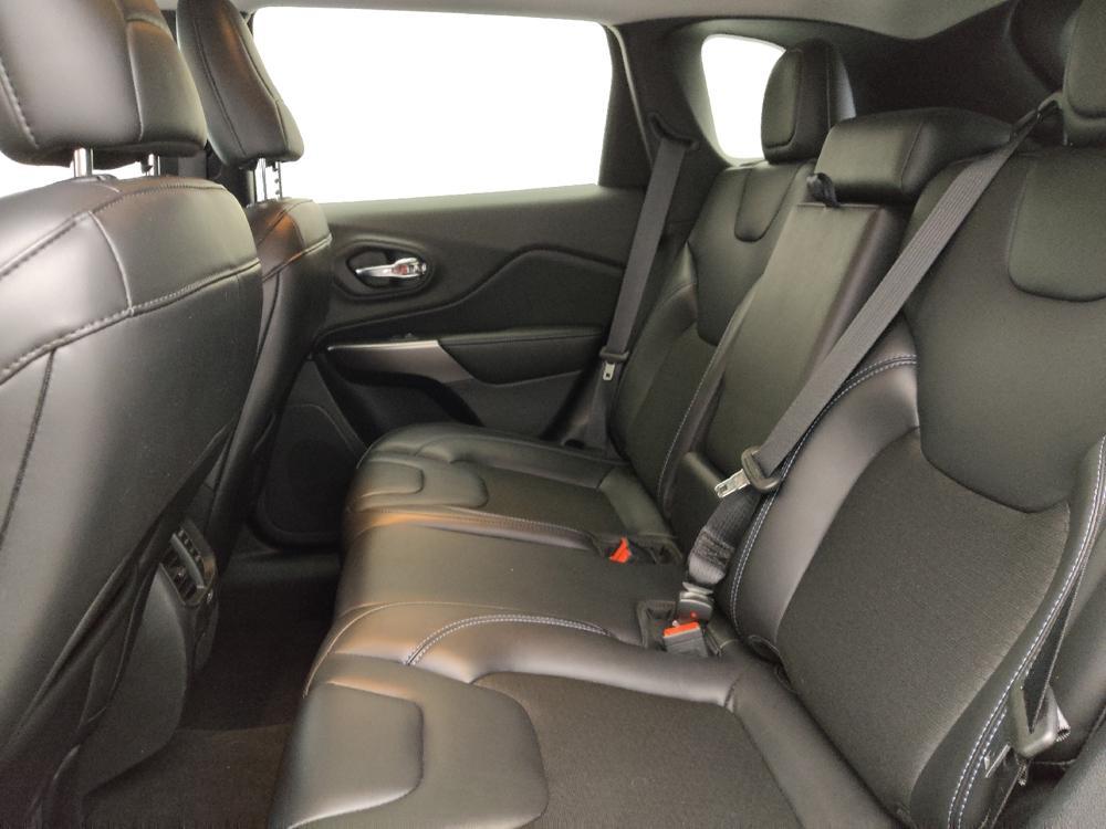 used 2020 Jeep Cherokee car, priced at $21,895