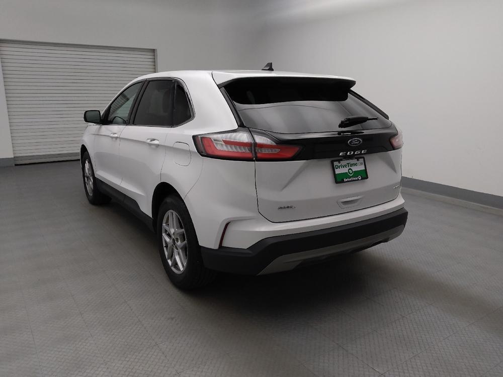 used 2024 Ford Edge car, priced at $26,895