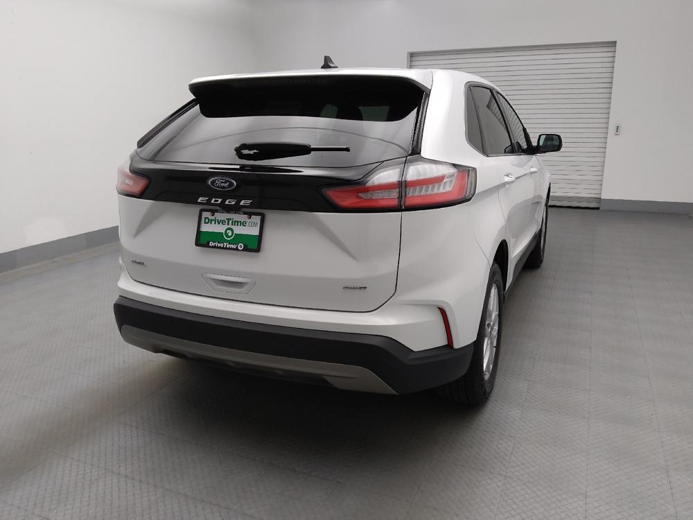 used 2024 Ford Edge car, priced at $26,895