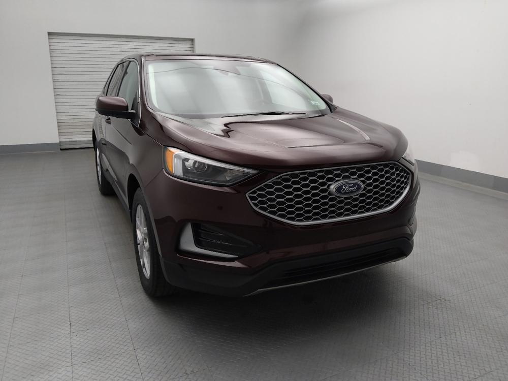 used 2024 Ford Edge car, priced at $27,095
