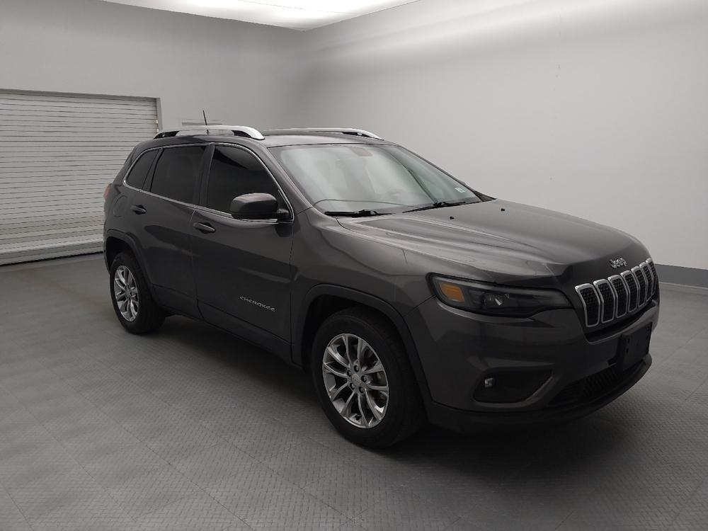 used 2019 Jeep Cherokee car, priced at $21,395