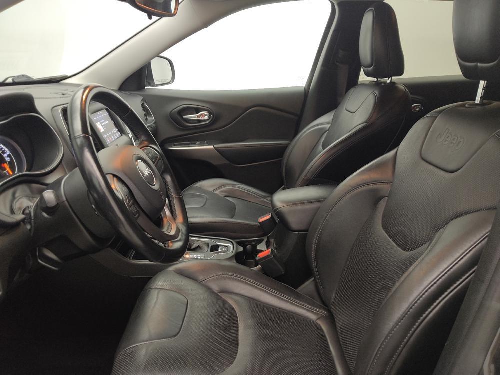 used 2021 Jeep Cherokee car, priced at $21,295
