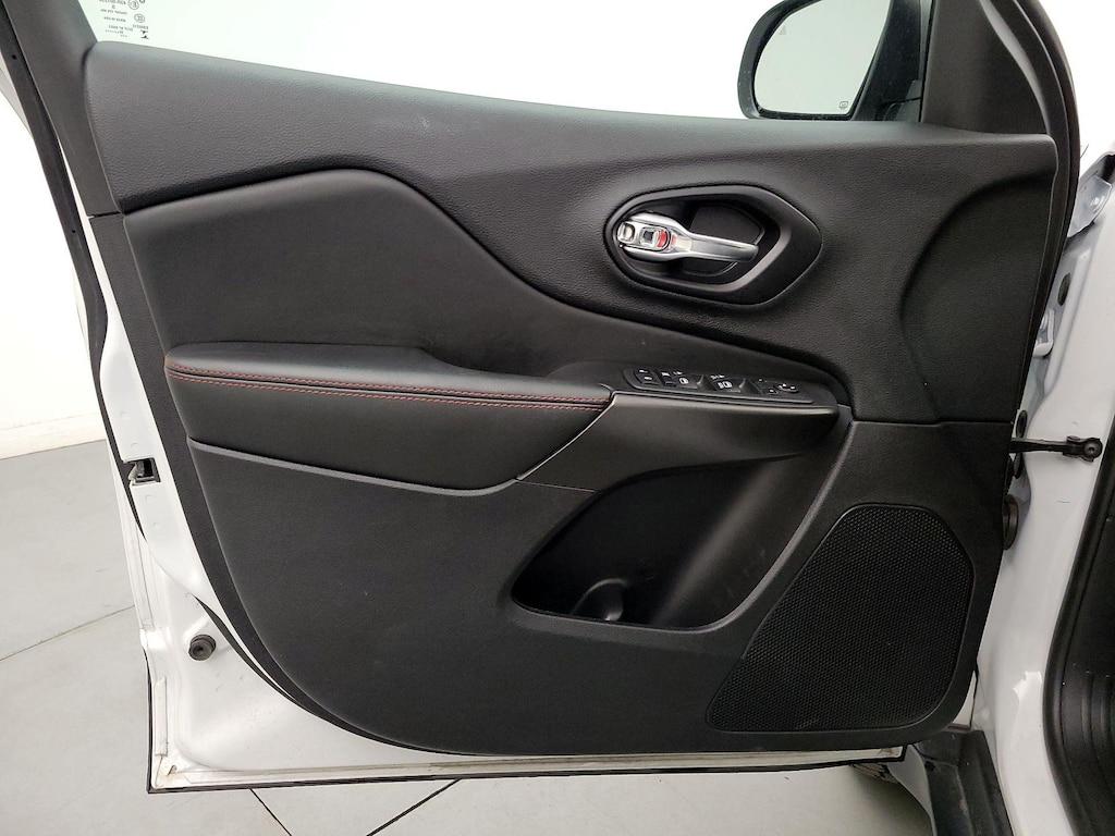used 2020 Jeep Cherokee car, priced at $25,998