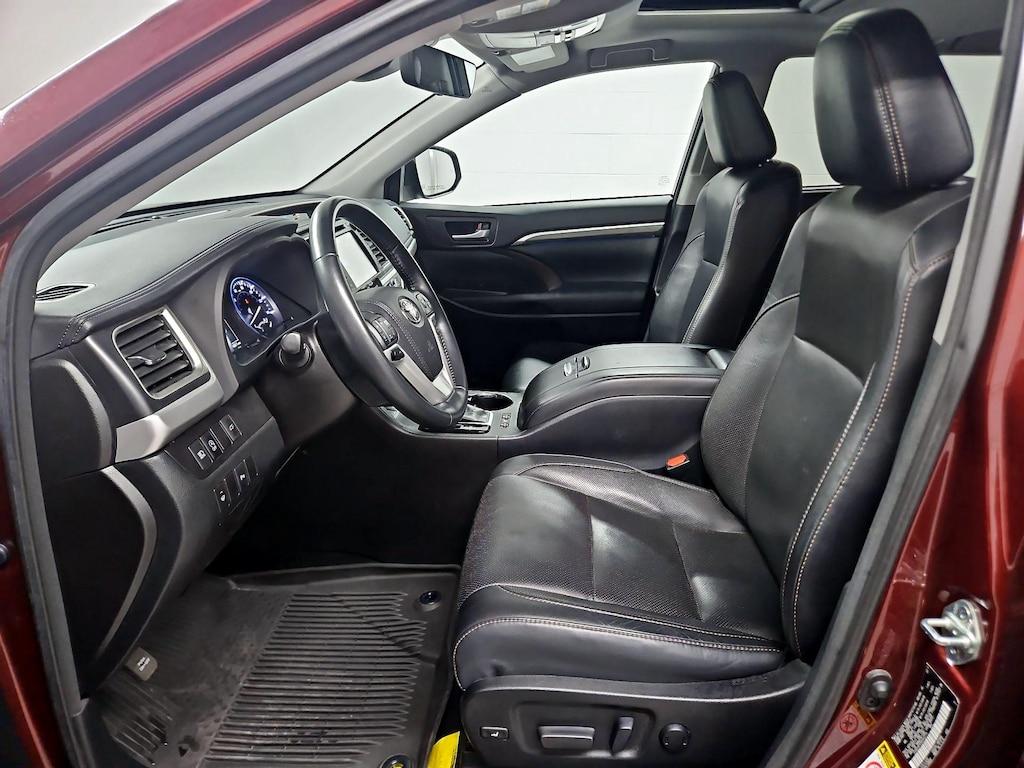 used 2017 Toyota Highlander car, priced at $31,998