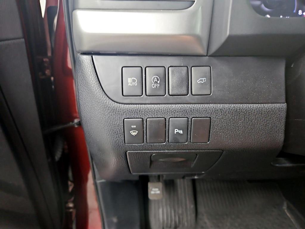 used 2017 Toyota Highlander car, priced at $31,998