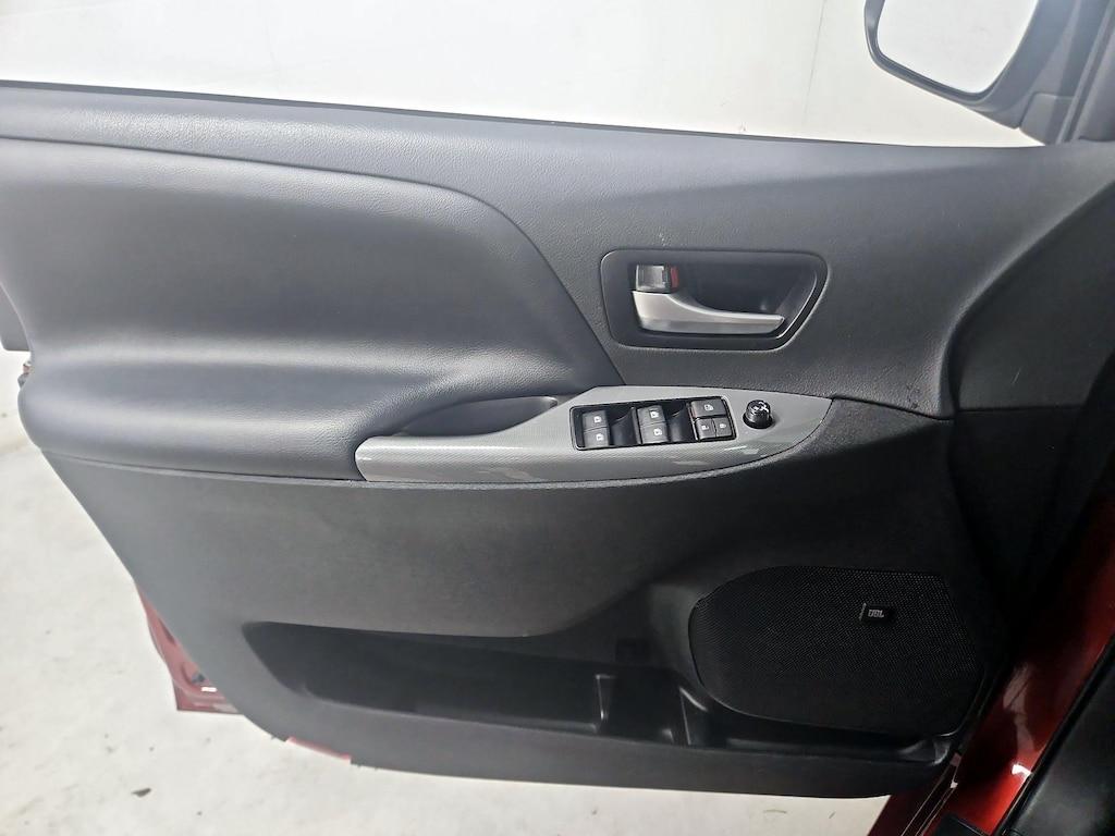 used 2019 Toyota Sienna car, priced at $37,998