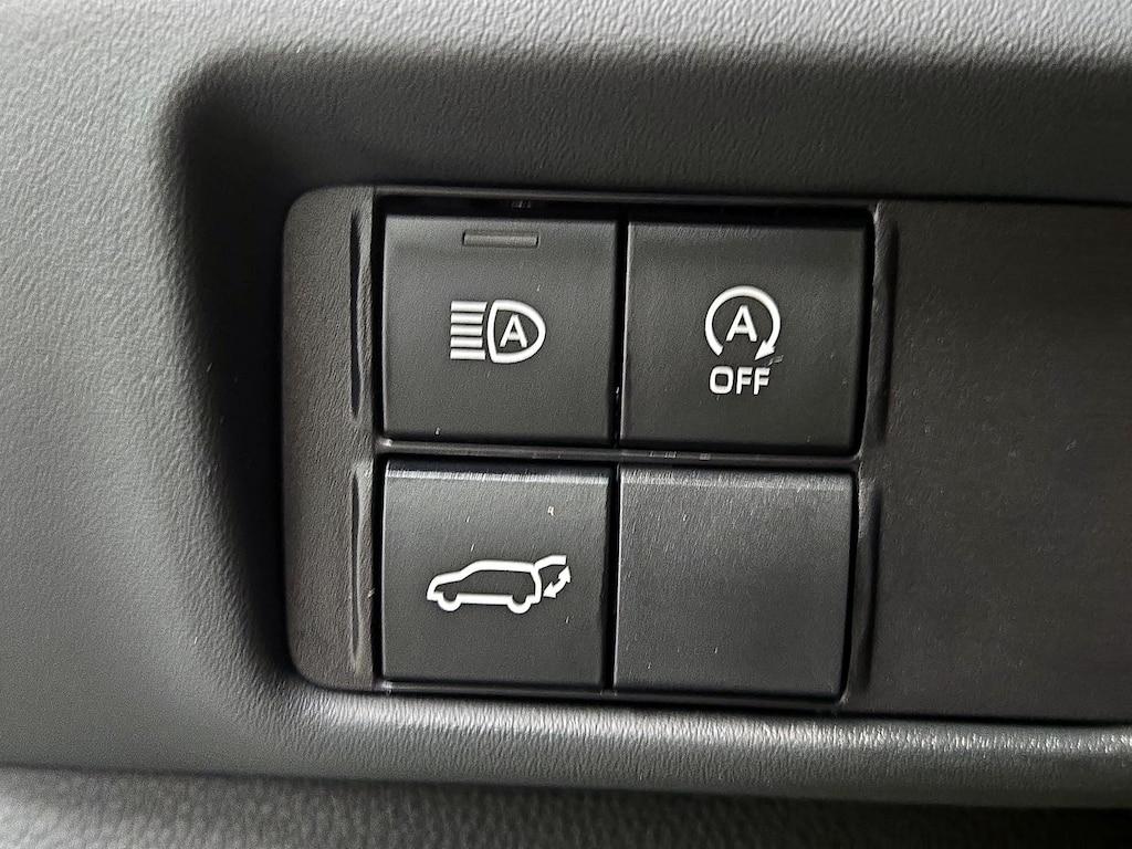 used 2023 Toyota Highlander car, priced at $35,998