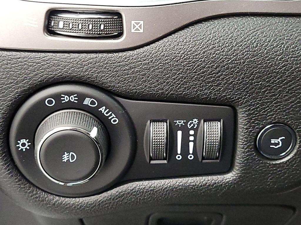 used 2021 Jeep Cherokee car, priced at $27,998