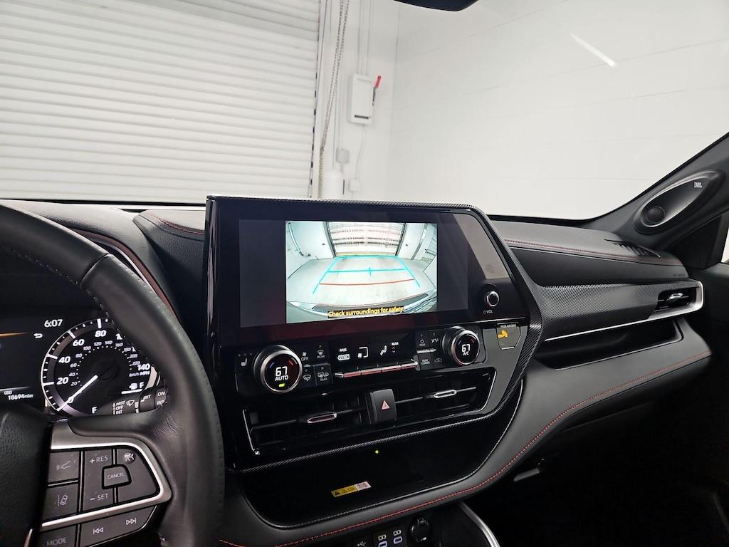 used 2023 Toyota Highlander car, priced at $43,998