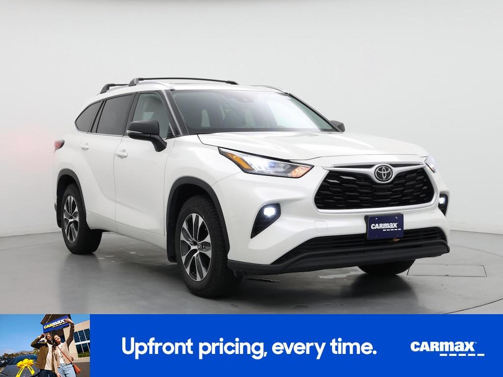 used 2020 Toyota Highlander car, priced at $37,998
