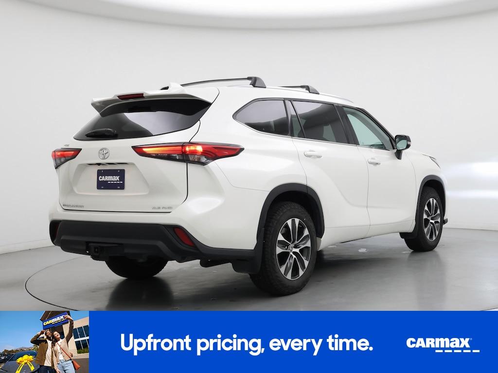 used 2020 Toyota Highlander car, priced at $37,998