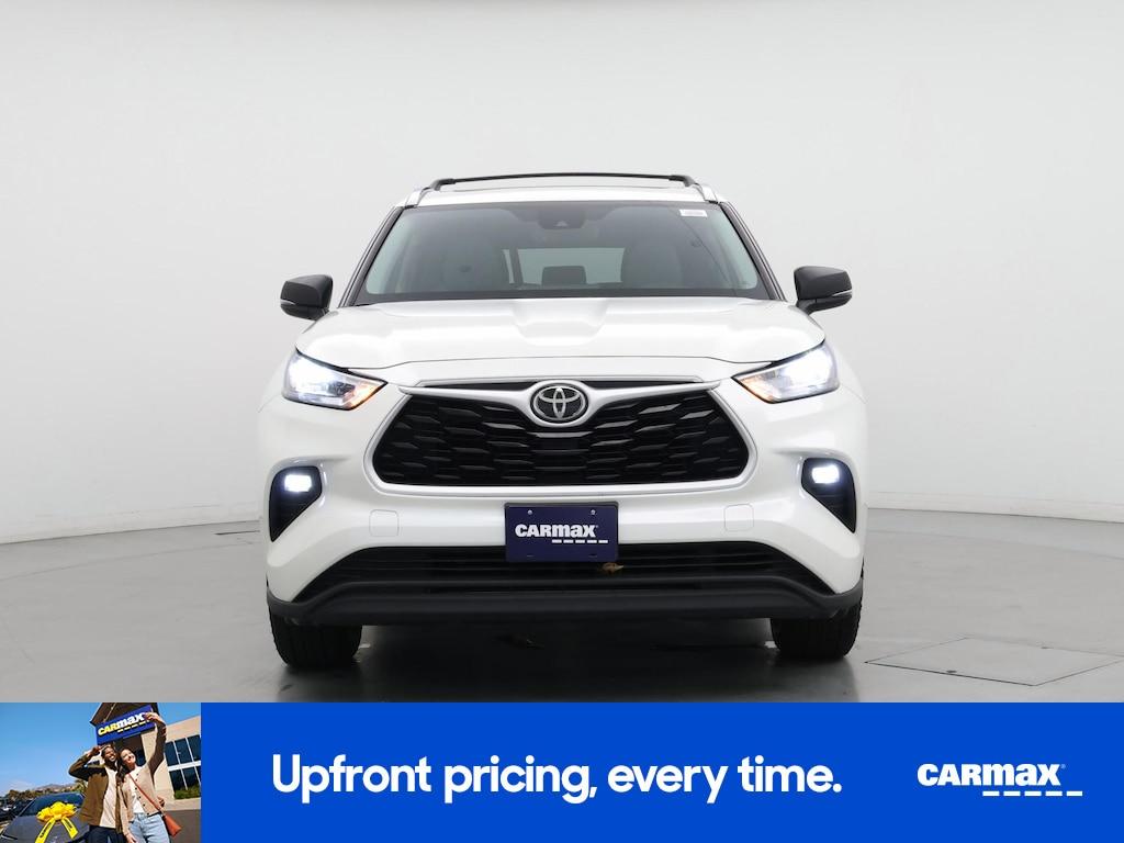 used 2020 Toyota Highlander car, priced at $37,998