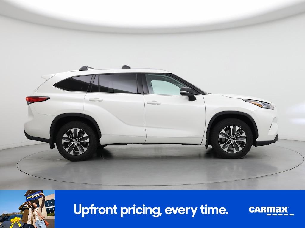used 2020 Toyota Highlander car, priced at $37,998