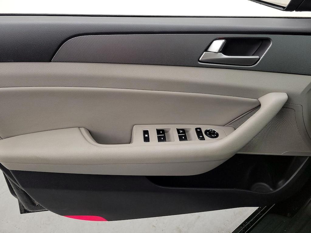 used 2016 Hyundai Sonata Hybrid car, priced at $15,998