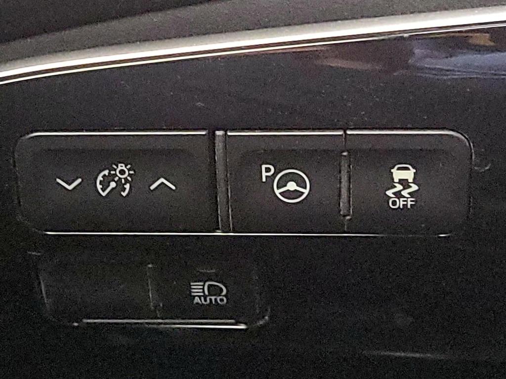 used 2022 Toyota Prius car, priced at $24,998