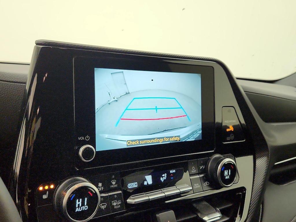 used 2024 Toyota Highlander car, priced at $42,998