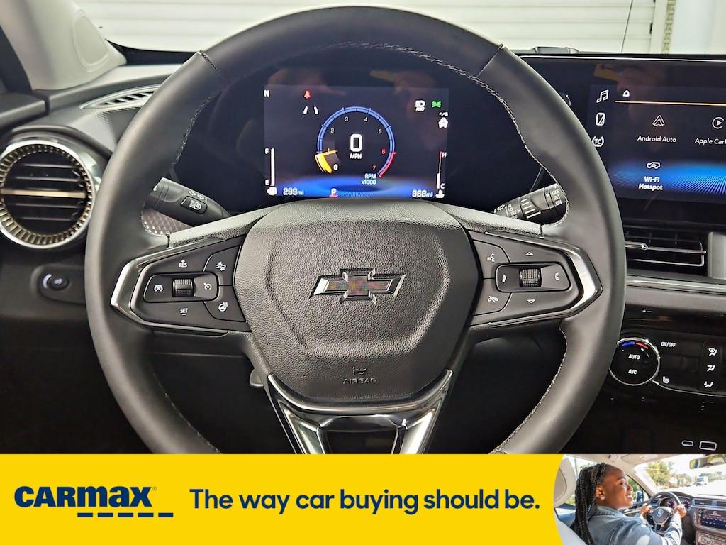 used 2025 Chevrolet Trax car, priced at $27,998