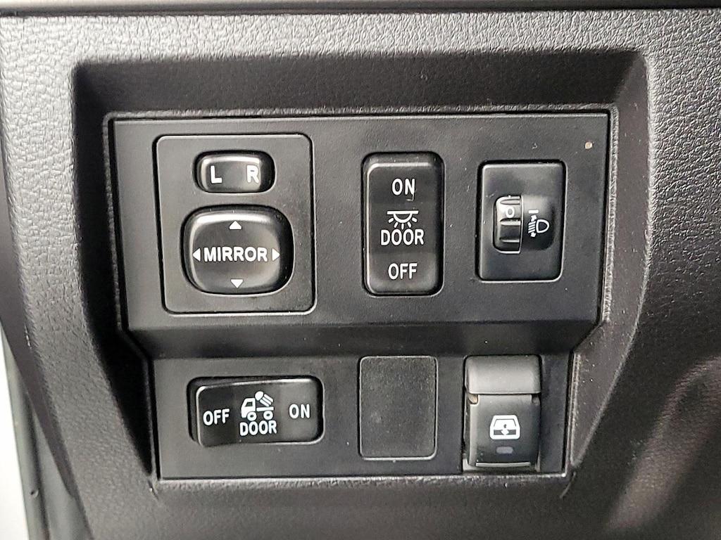 used 2016 Toyota Tundra car, priced at $29,998