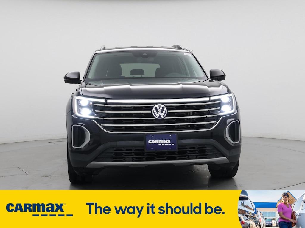 used 2024 Volkswagen Atlas car, priced at $33,998