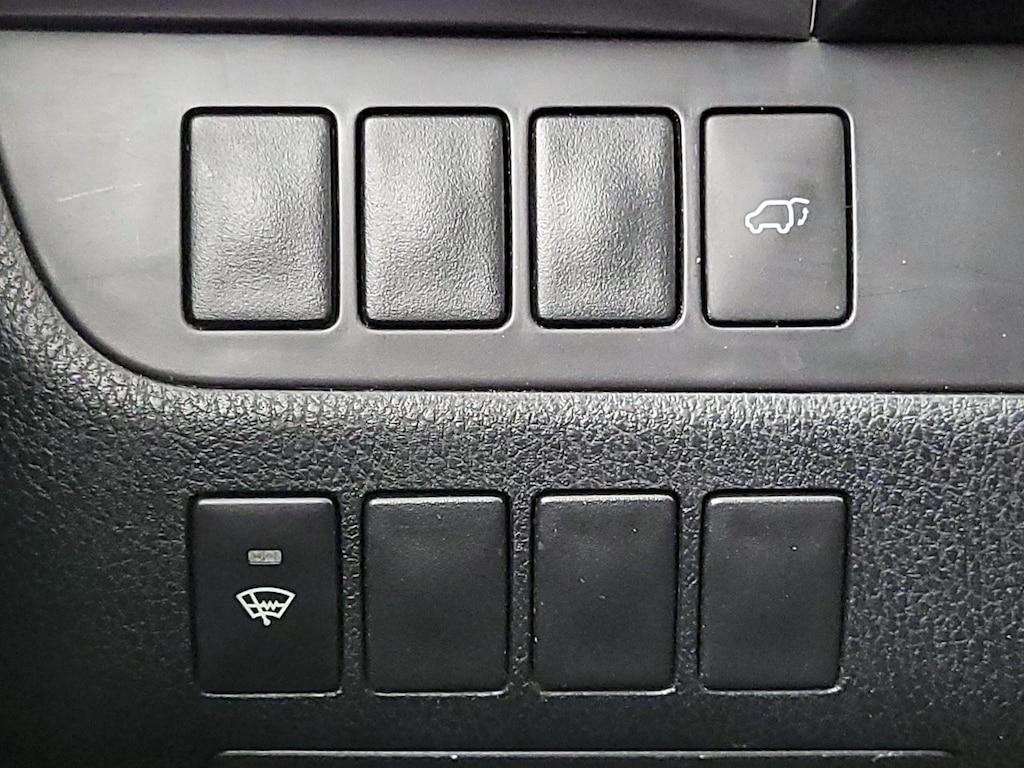 used 2015 Toyota Highlander car, priced at $18,998