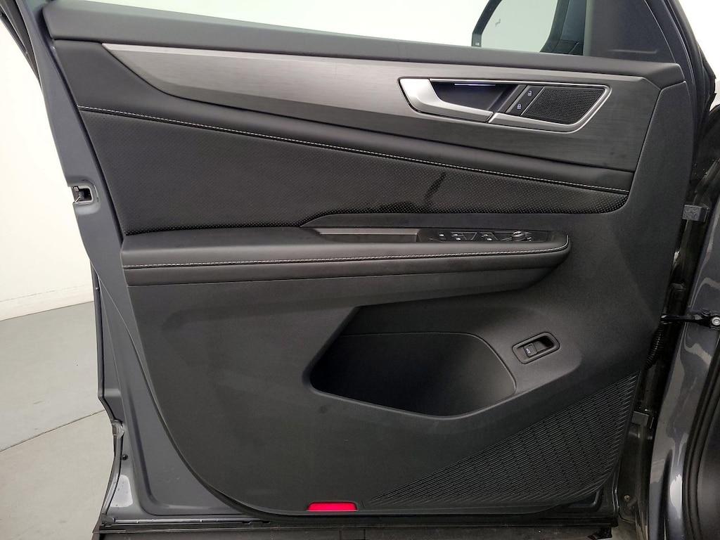 used 2024 Volkswagen Atlas Cross Sport car, priced at $34,998