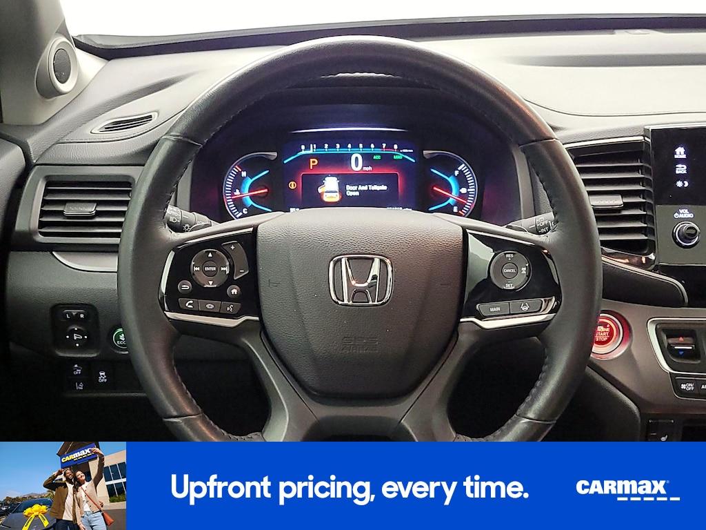 used 2022 Honda Pilot car, priced at $31,998