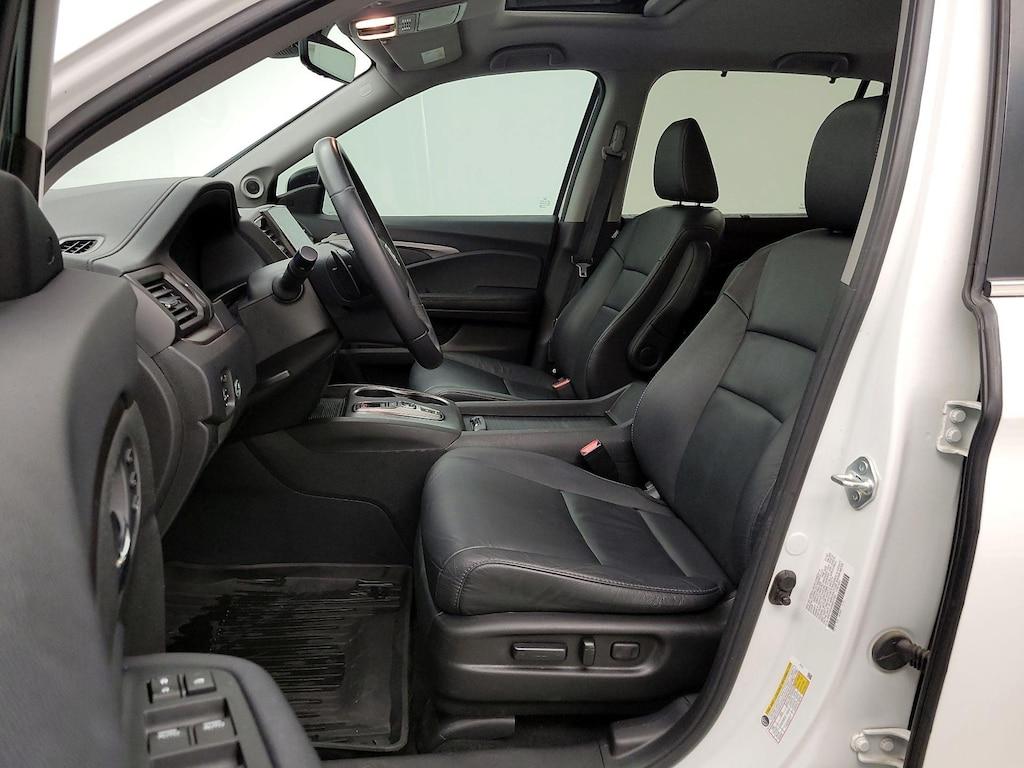 used 2022 Honda Pilot car, priced at $31,998