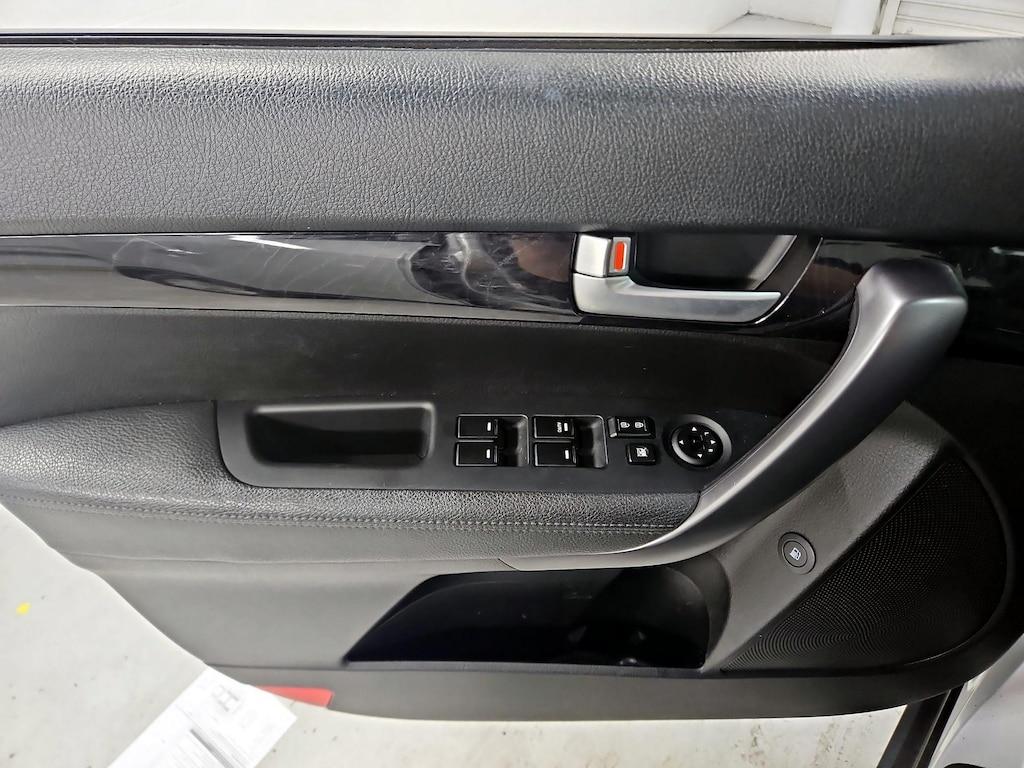 used 2015 Kia Sorento car, priced at $12,599