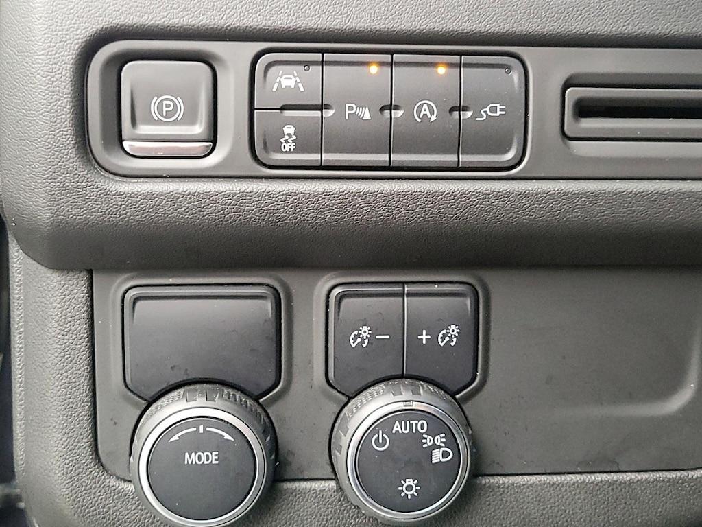 used 2022 Chevrolet Suburban car, priced at $43,998
