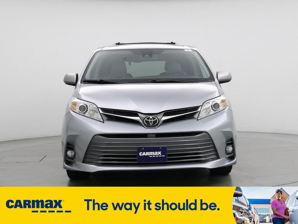 used 2018 Toyota Sienna car, priced at $27,998