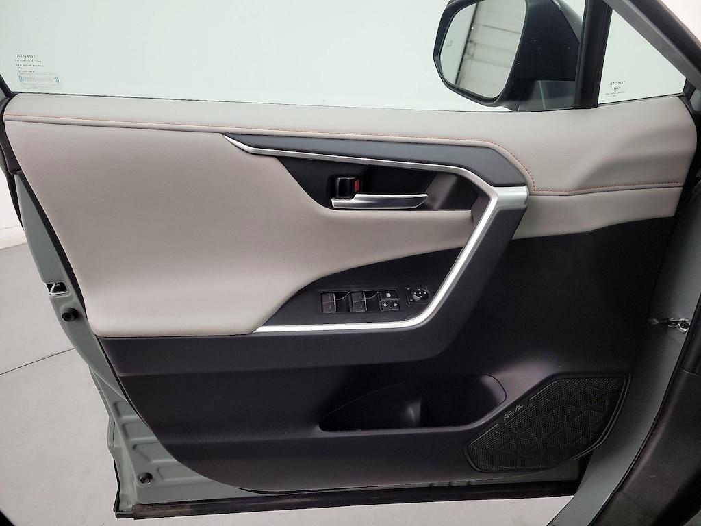 used 2022 Toyota RAV4 car, priced at $32,998