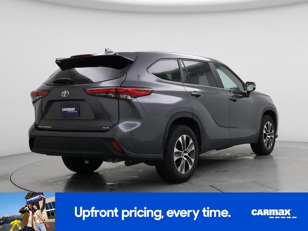 used 2023 Toyota Highlander car, priced at $36,998