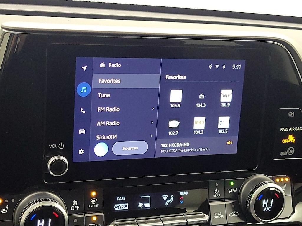 used 2023 Toyota Highlander car, priced at $36,998