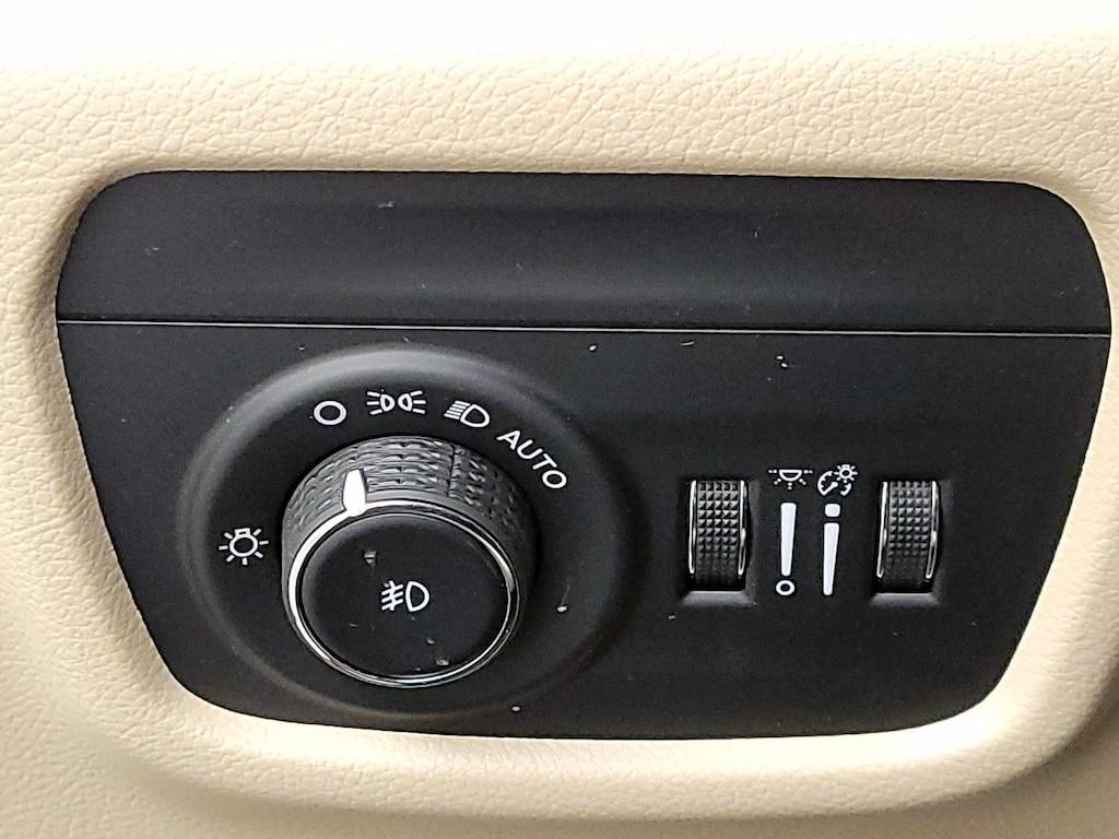 used 2021 Jeep Grand Cherokee L car, priced at $32,998