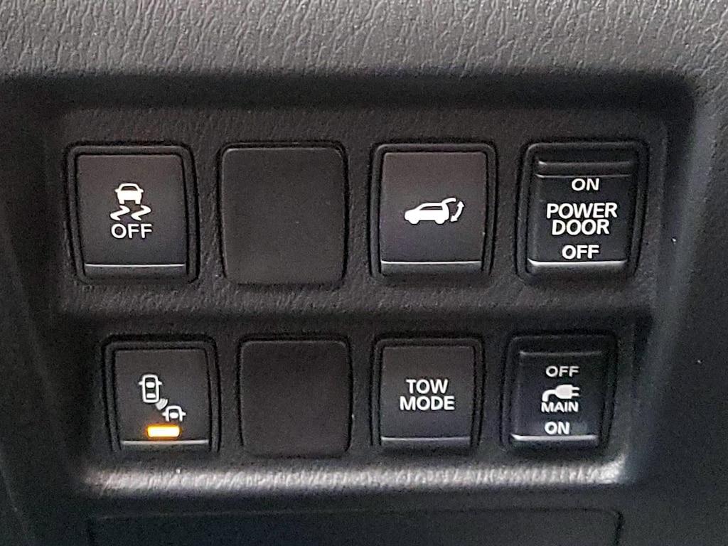 used 2015 Nissan Pathfinder car, priced at $17,998
