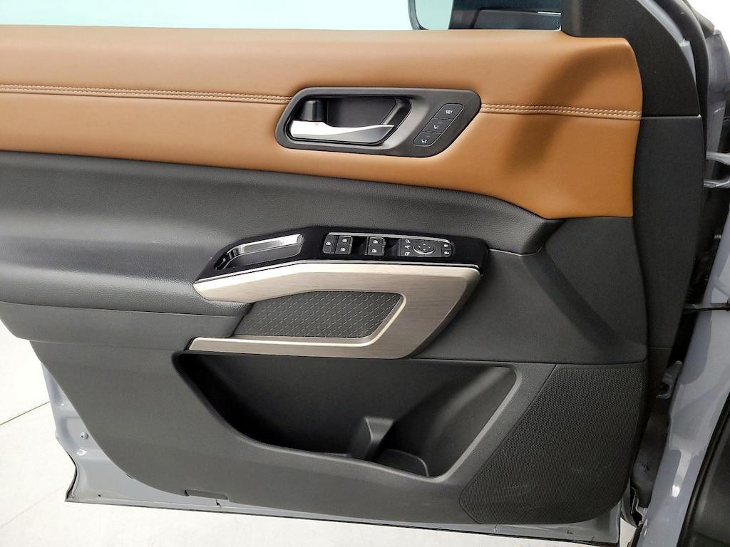 used 2023 Nissan Pathfinder car, priced at $38,998