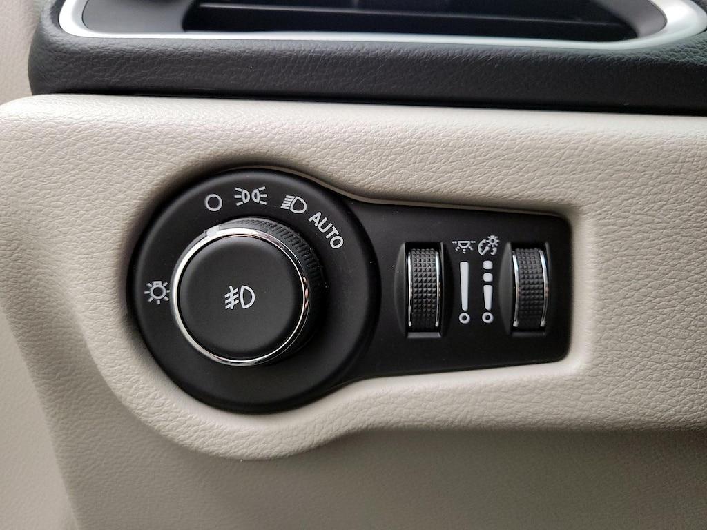 used 2018 Chrysler Pacifica car, priced at $28,998