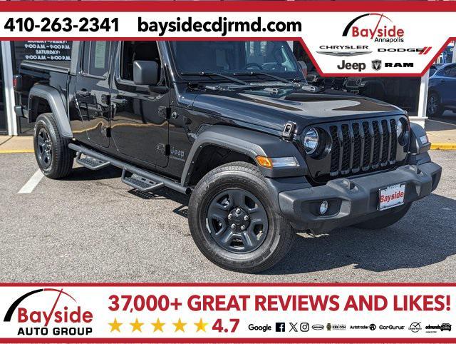 used 2022 Jeep Gladiator car, priced at $30,400