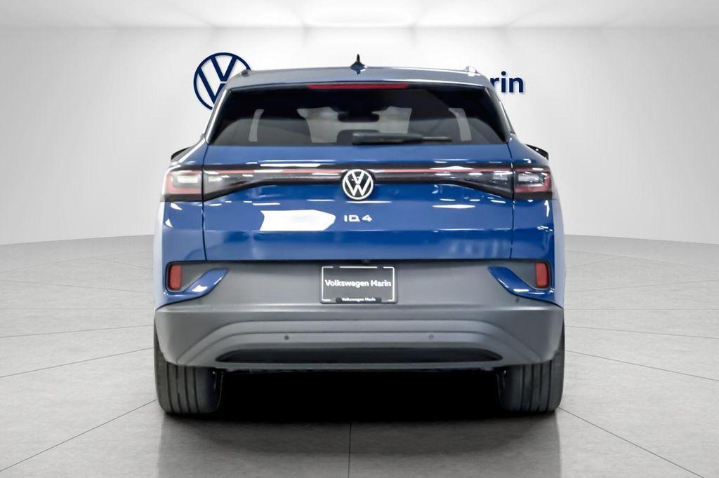 new 2025 Volkswagen ID.4 car, priced at $39,345