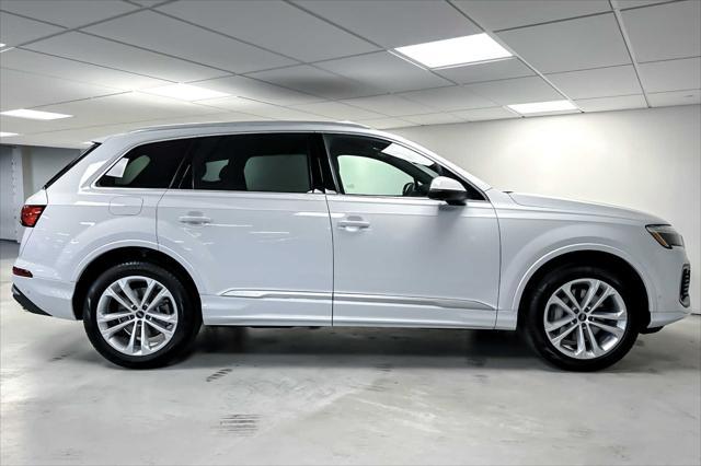 used 2025 Audi Q7 car, priced at $60,999