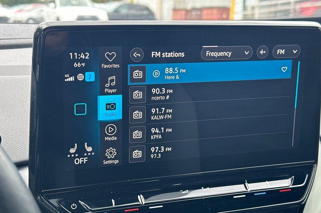 used 2022 Volkswagen ID.4 car, priced at $20,990