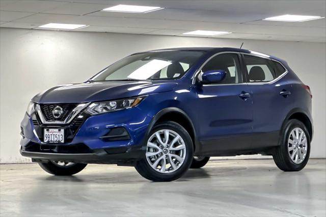 used 2022 Nissan Rogue Sport car, priced at $18,000