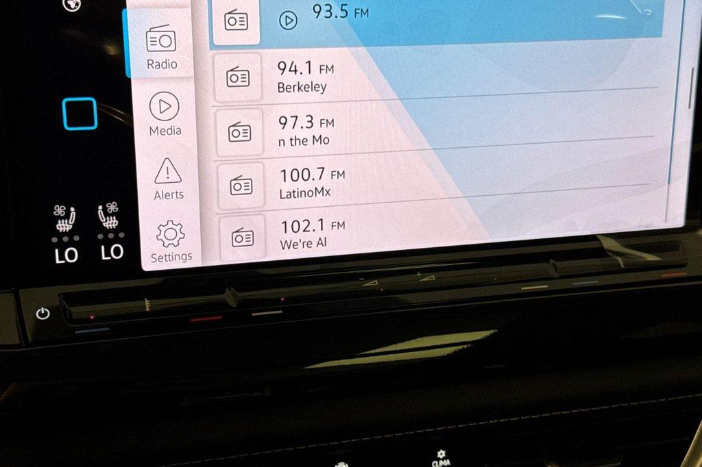 new 2026 Volkswagen Atlas car, priced at $50,125