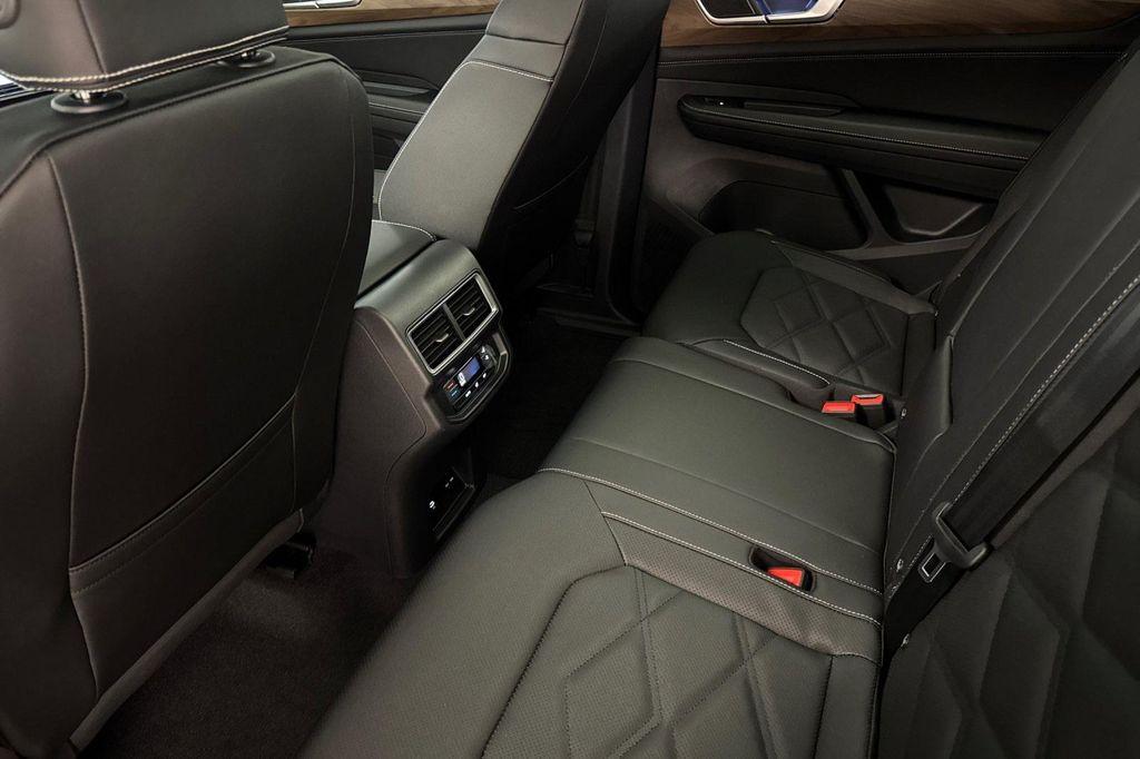 new 2026 Volkswagen Atlas car, priced at $50,125