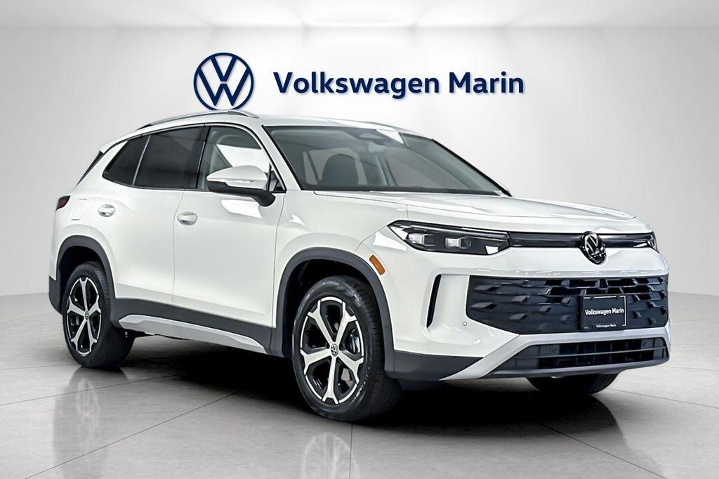 new 2025 Volkswagen Tiguan car, priced at $30,578