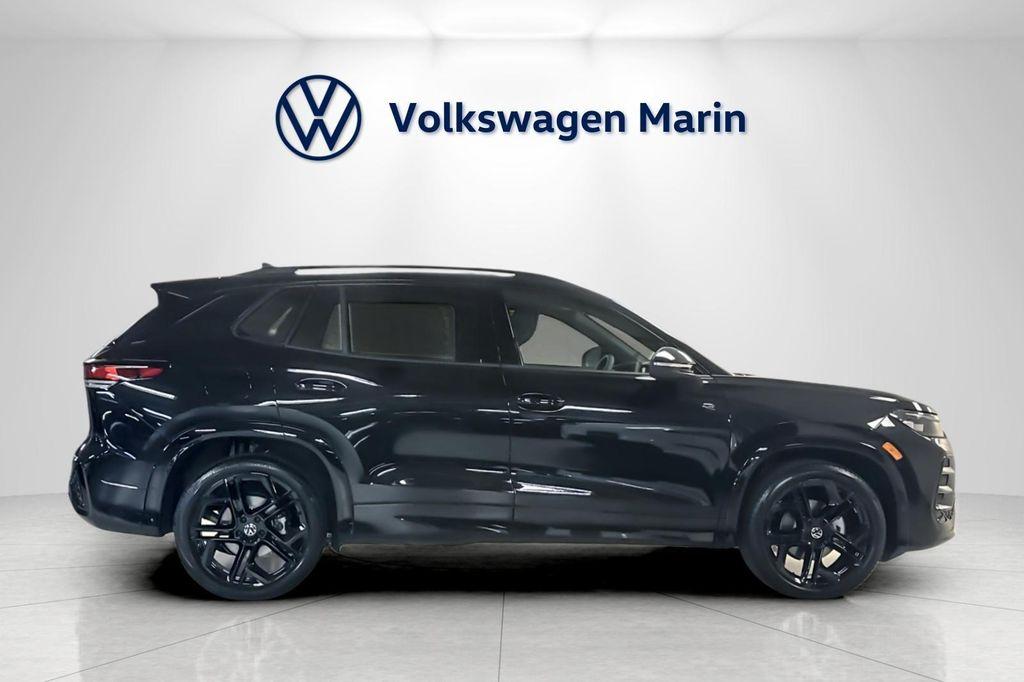new 2025 Volkswagen Tiguan car, priced at $34,800