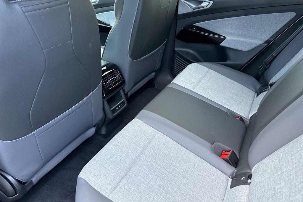 new 2025 Volkswagen ID.4 car, priced at $44,345